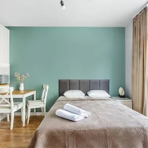 charming-apartment-in-the-city-center.warsawhotelspoland.com/